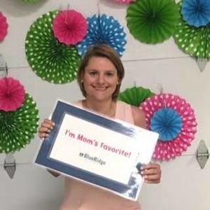 Meet your Posher, Sara